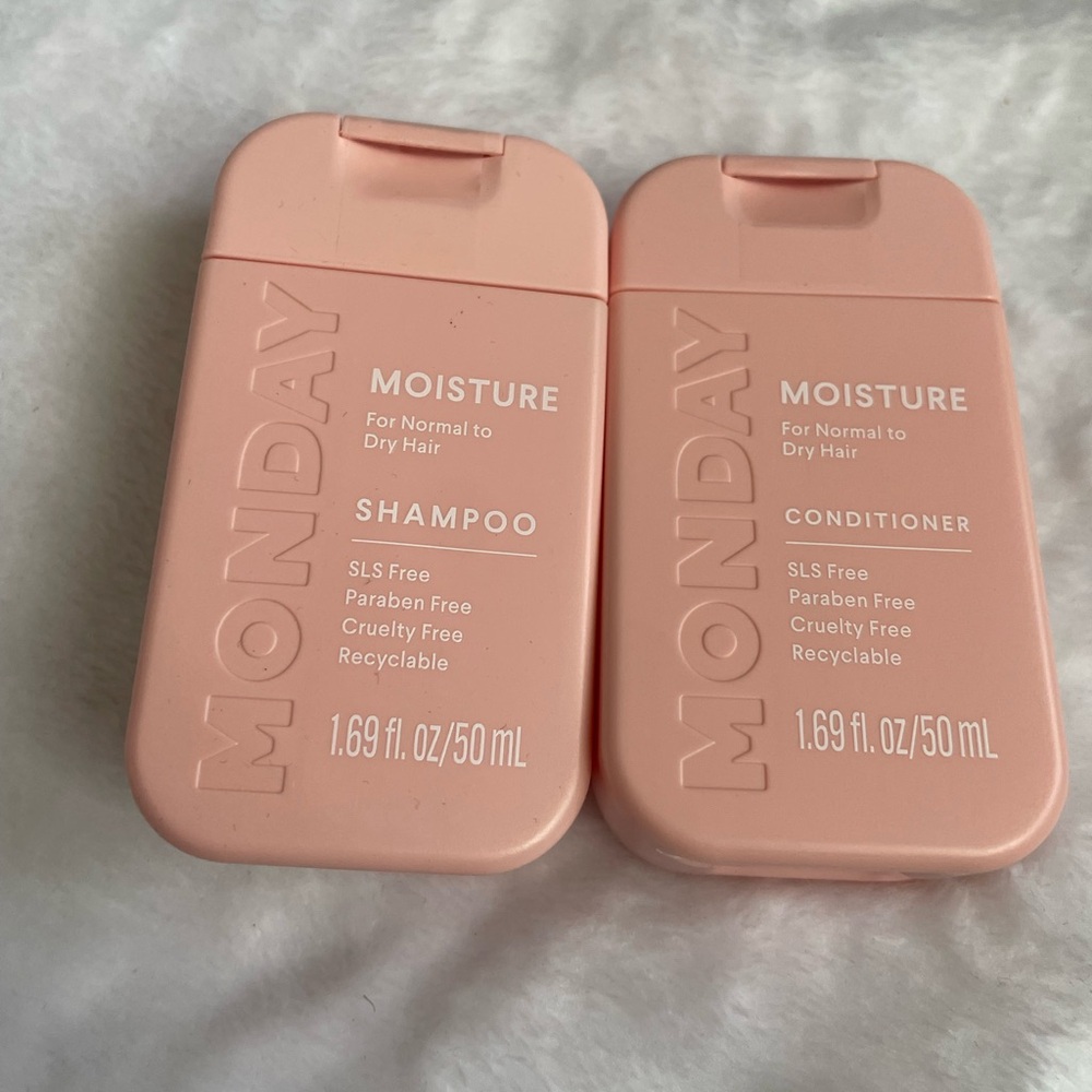 Monday moisture shampoo and conditioner travel set NEW!